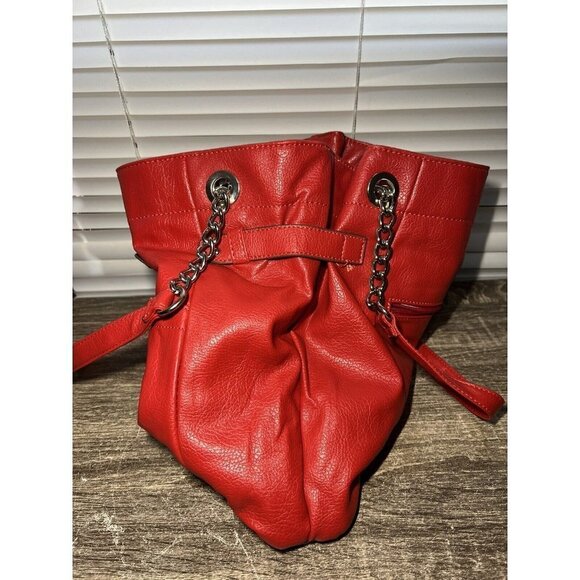Marco Tozzi Red Faux Leather Bag w/Double Partial Silver Chain Straps - Picture 5 of 9
